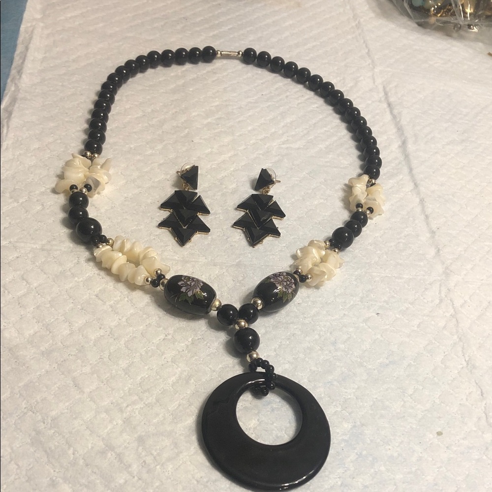 Vintage Black and Cream Beaded Necklace with Floral Accent and Earrings